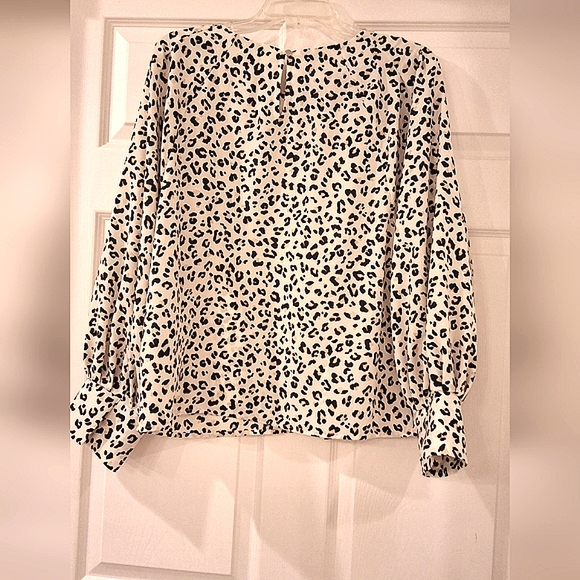 NINE West, Large, Women's Animal Print Long Sleeve Blouse, Black, Cream,Gold - Picture 5 of 8